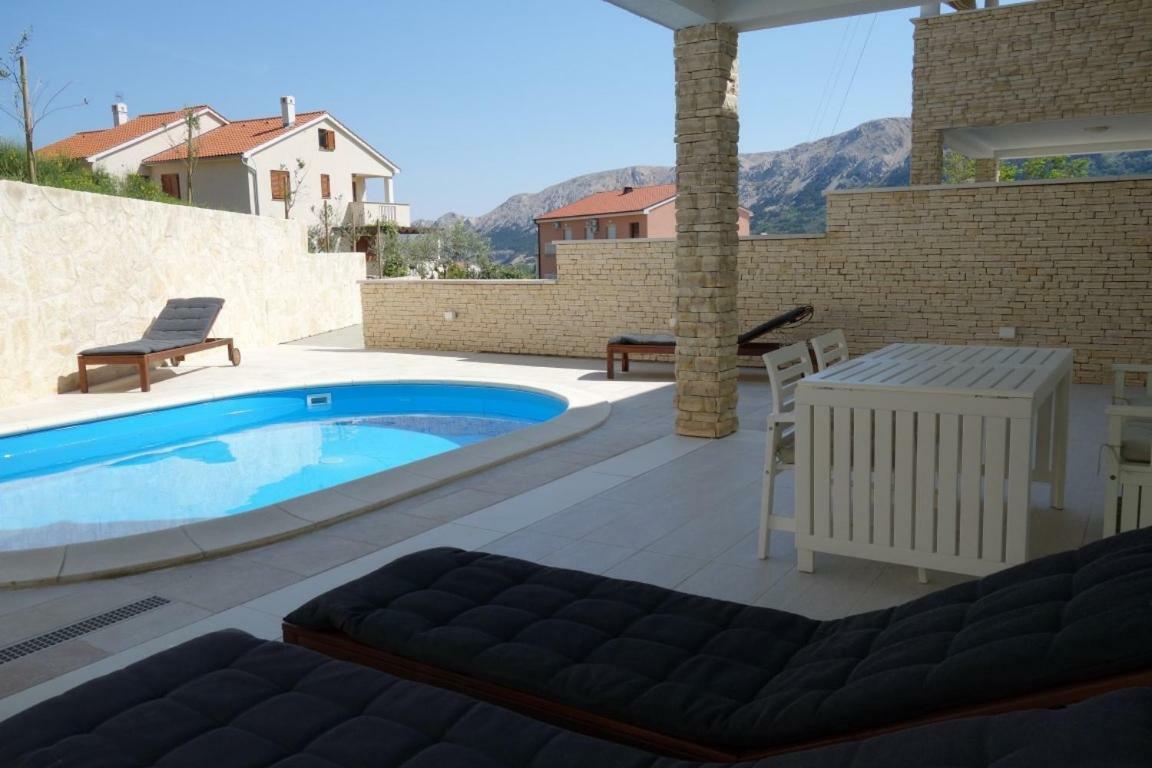 House Sunny Rock Baska Villa Buitenkant foto